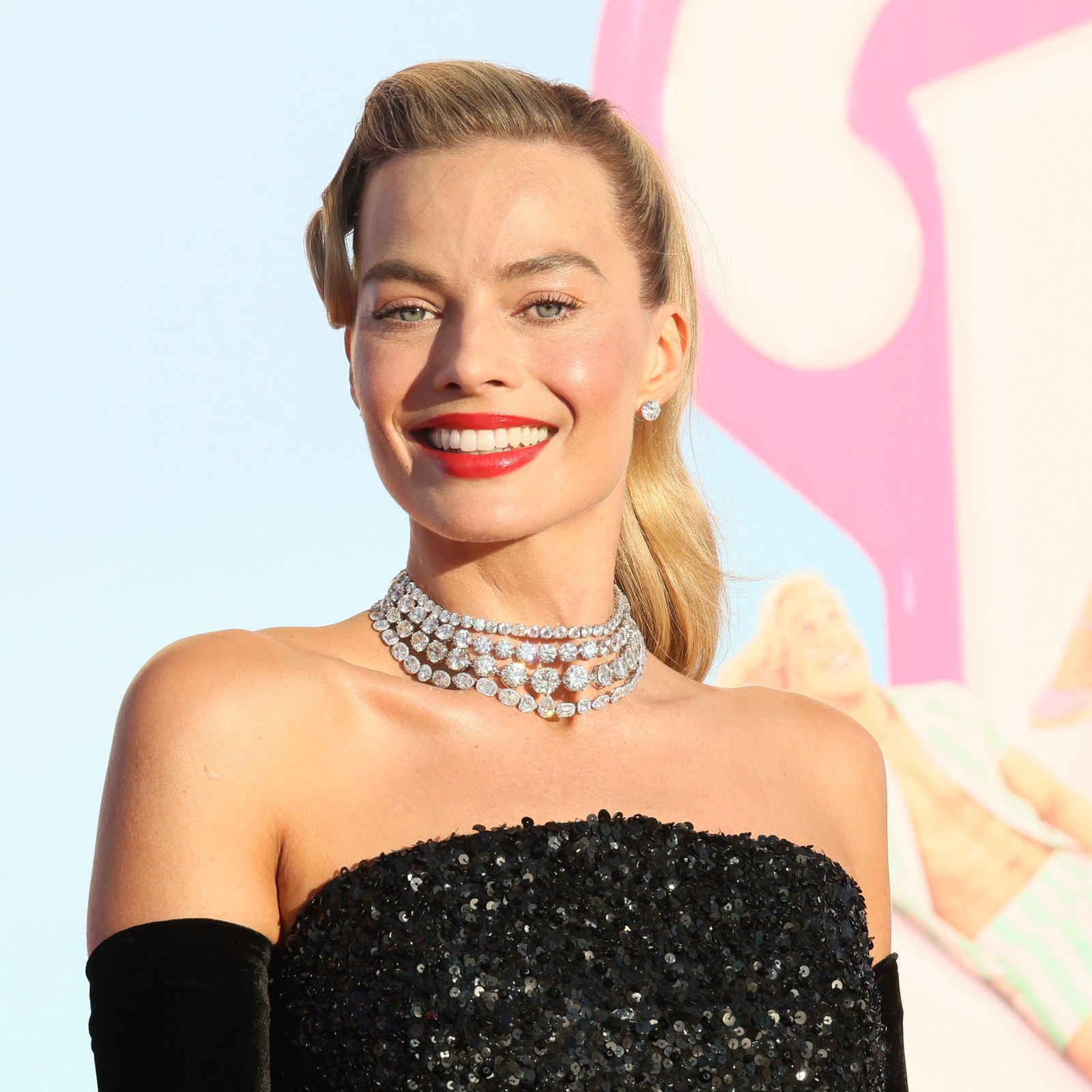 27 Of Margot Robbie’s Best And Most Transformative Beauty Looks
