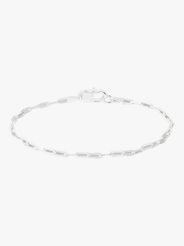 Image may contain: Accessories, Bracelet, Jewelry, and Necklace