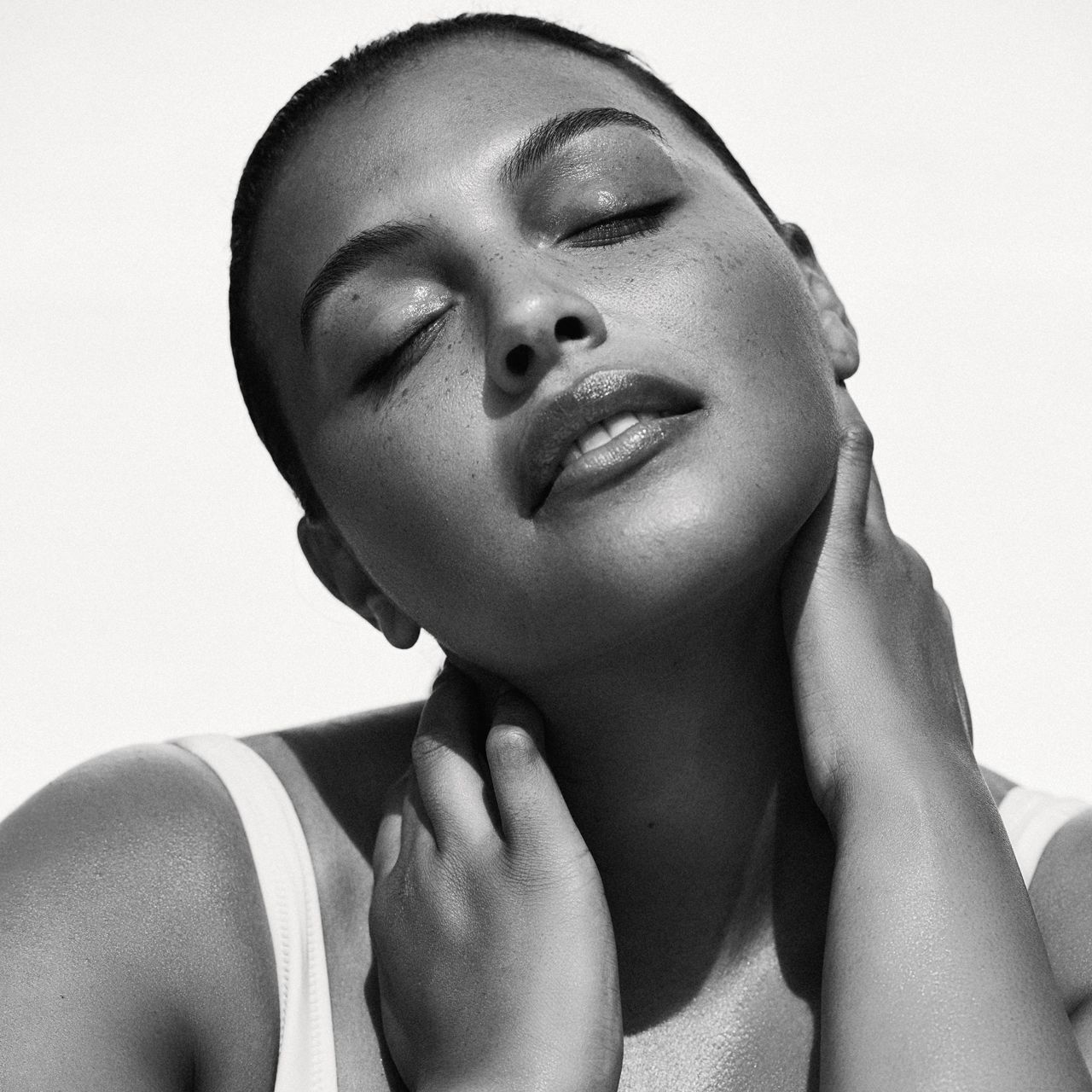 7 Of The Best LED Neck Masks To Try For Firmer, Younger-Looking Skin