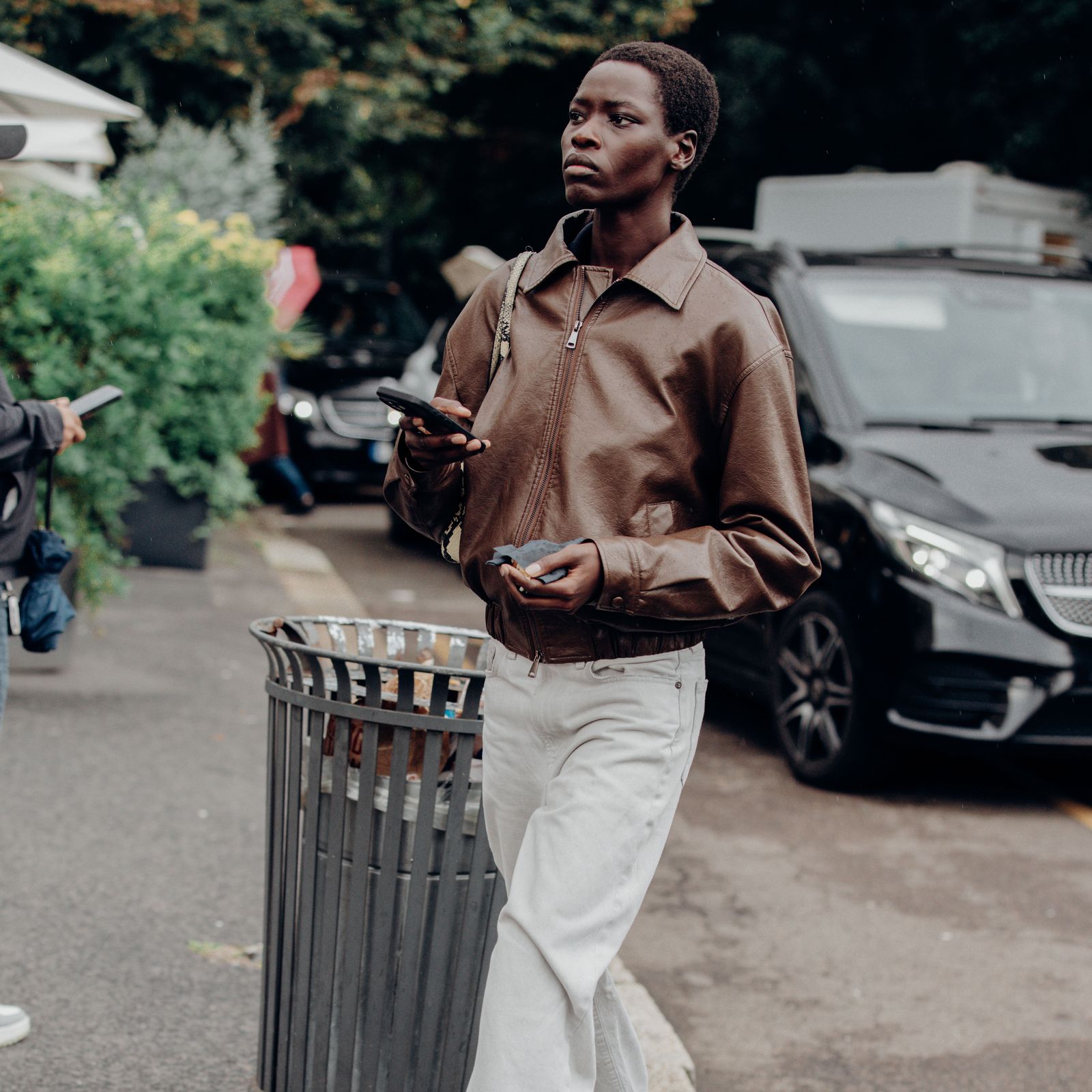 16 Pairs Of The Best White Jeans To Wear All Year Round